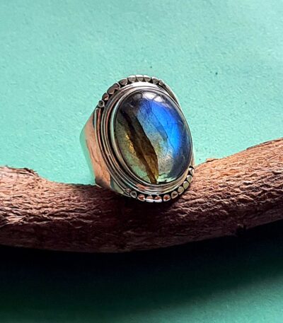 Labradorite Gemstone Silver Ring